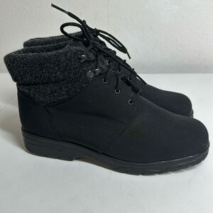 Canada Toe Warmer Waterproof Black Booties Lace up Size 8,5 2W EUC Lined